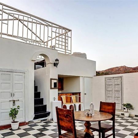 Hotel Hinduja Mehrangarh Fort ジョードプル エクステリア 写真